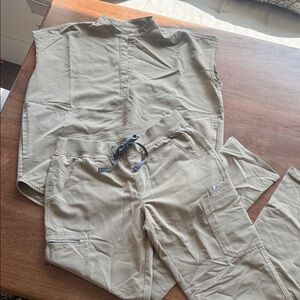 Figs Women’s Latte Scrub Set, M Raphaela top, M tall Yola pants *SOLD OUT COLOR*